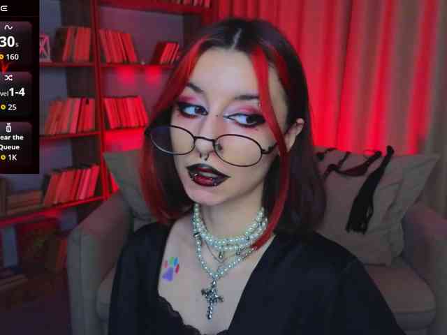 MistressMarcelline webcam