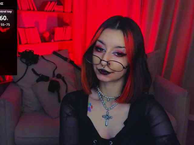 MistressMarcelline webcam