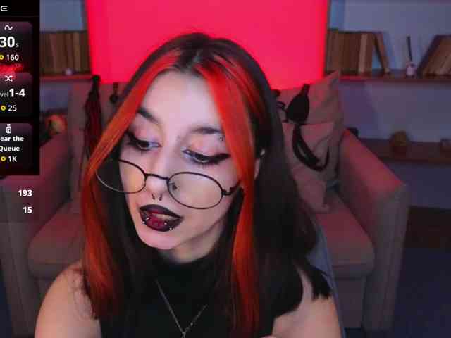 MistressMarcelline webcam