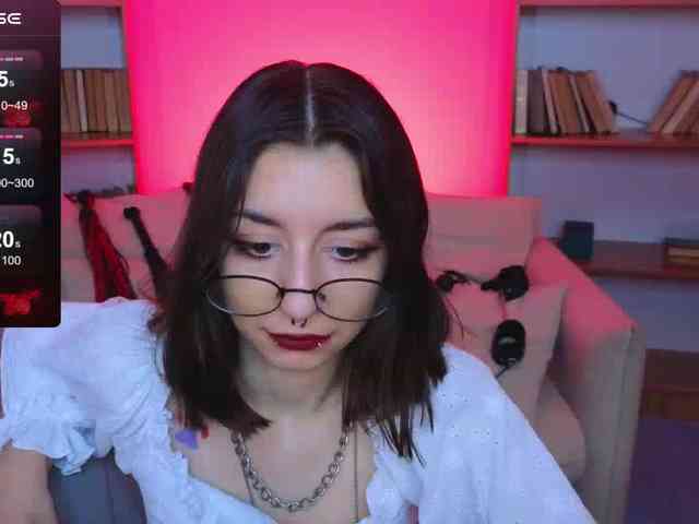 MistressMarcelline webcam