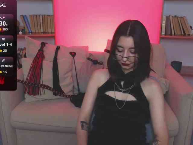 MistressMarcelline webcam