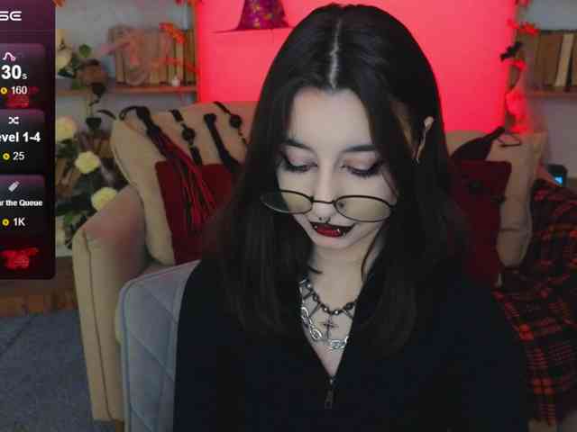 MistressMarcelline webcam