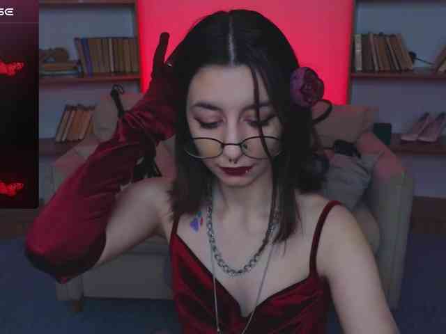 MistressMarcelline webcam