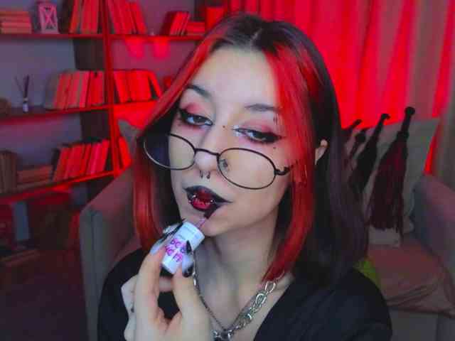 MistressMarcelline webcam