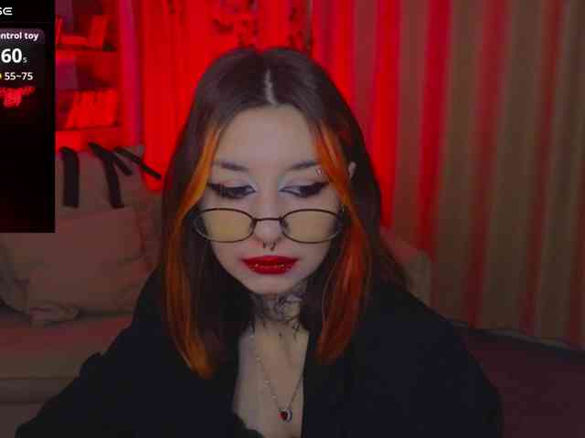 MistressMarcelline webcam