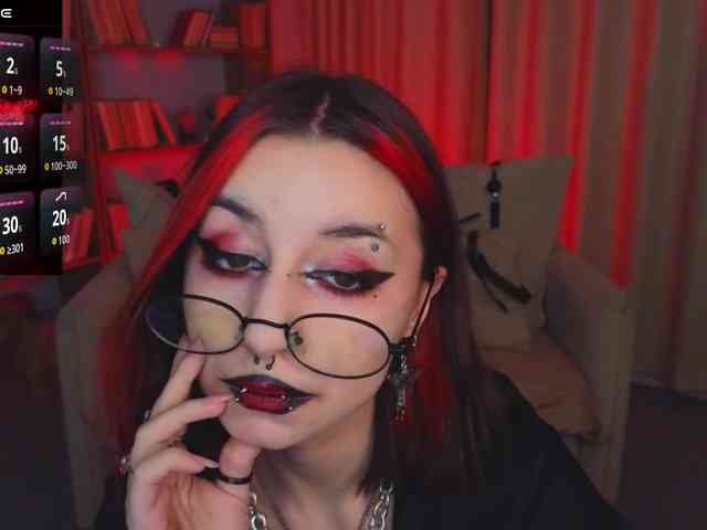 MistressMarcelline webcam