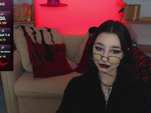 MistressMarcelline webcam