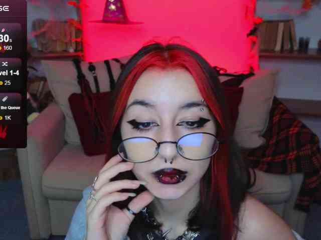 MistressMarcelline webcam