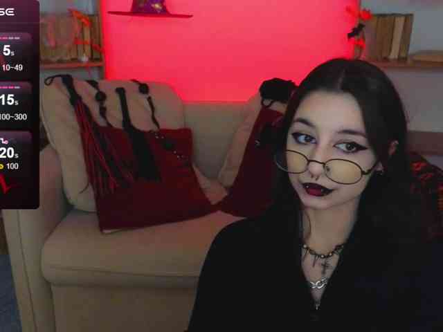 MistressMarcelline webcam