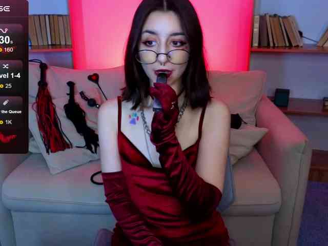 MistressMarcelline webcam