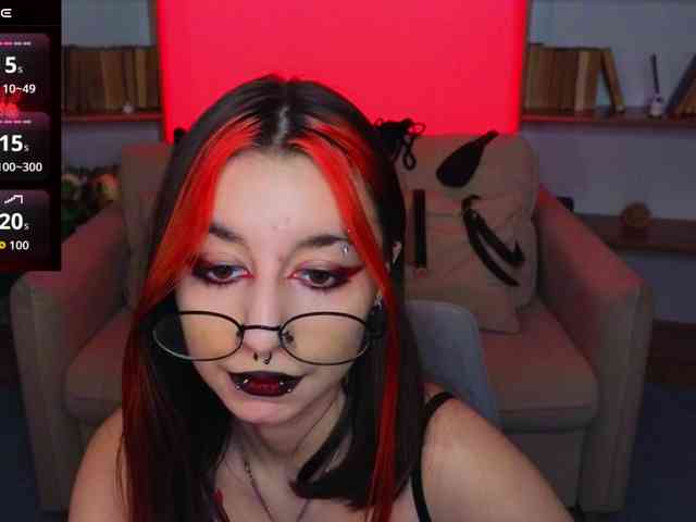 MistressMarcelline webcam