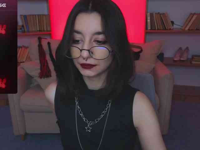 MistressMarcelline webcam