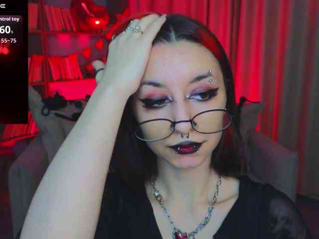 MistressMarcelline webcam