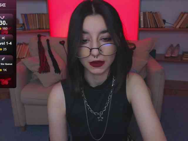 MistressMarcelline webcam