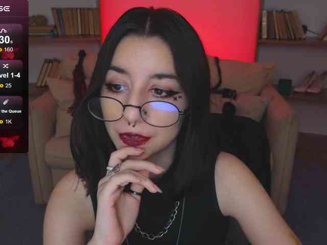 MistressMarcelline webcam
