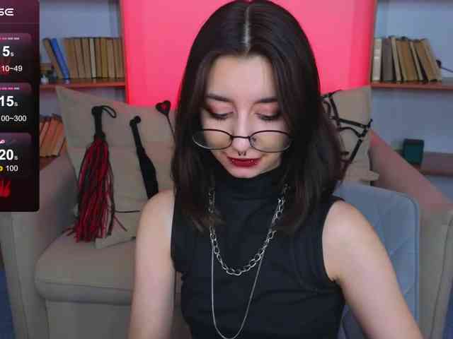 MistressMarcelline webcam