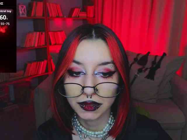 MistressMarcelline webcam