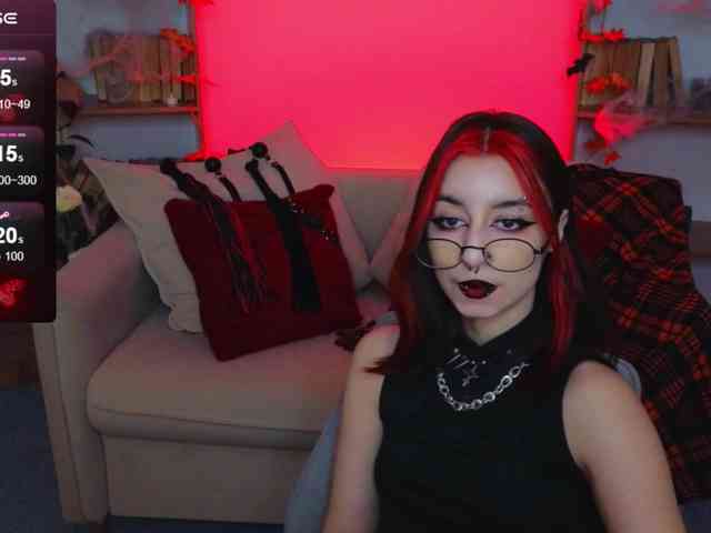 MistressMarcelline webcam