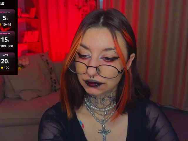 MistressMarcelline webcam