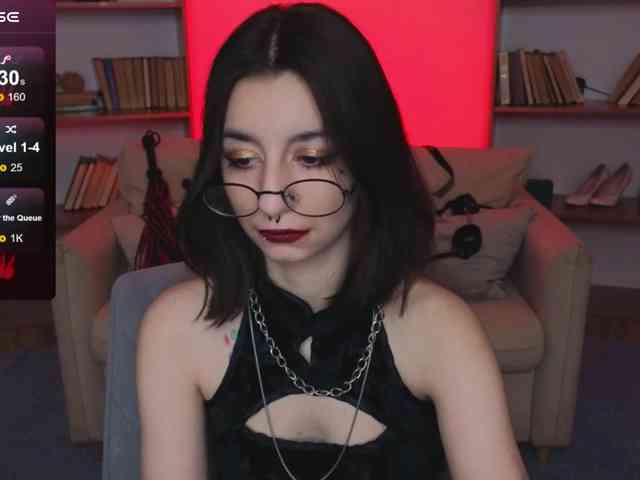 MistressMarcelline webcam