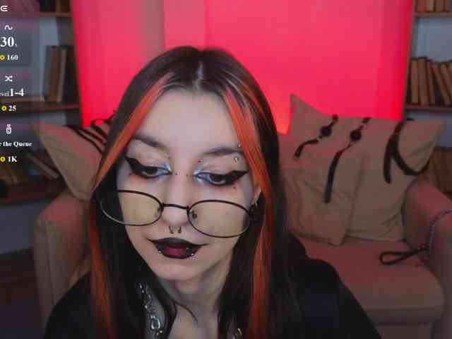 MistressMarcelline webcam