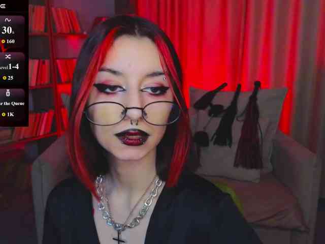 MistressMarcelline webcam