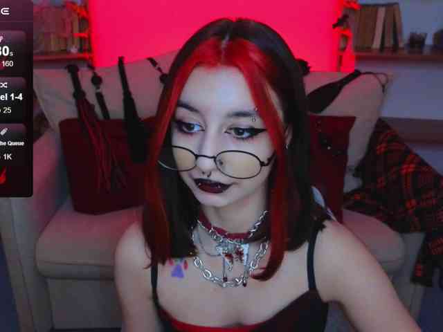 MistressMarcelline webcam