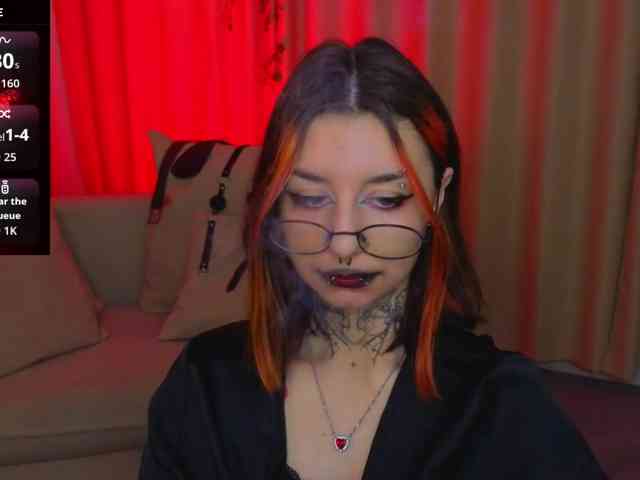 MistressMarcelline webcam