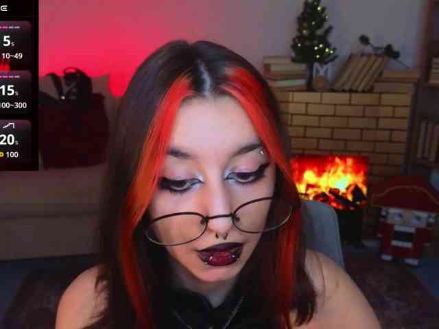 MistressMarcelline webcam