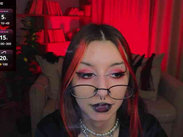 MistressMarcelline webcam