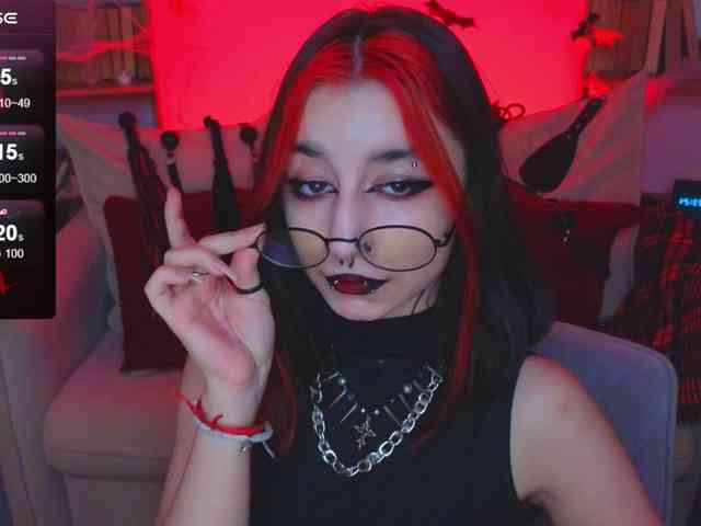 MistressMarcelline webcam