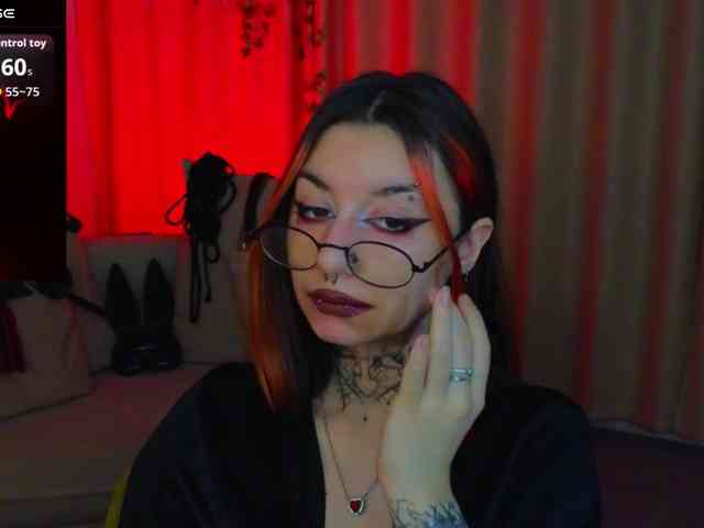 MistressMarcelline webcam