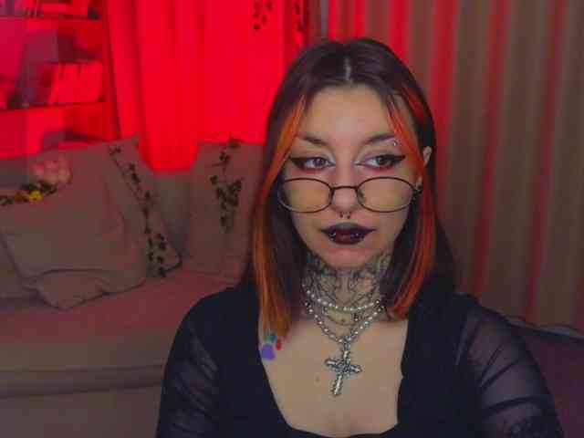MistressMarcelline webcam