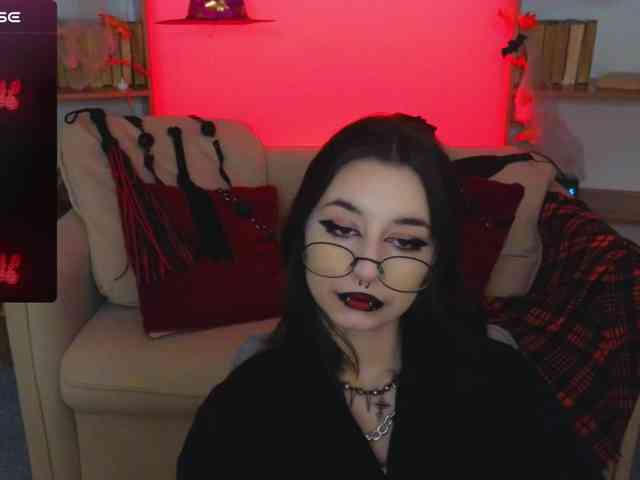 MistressMarcelline webcam