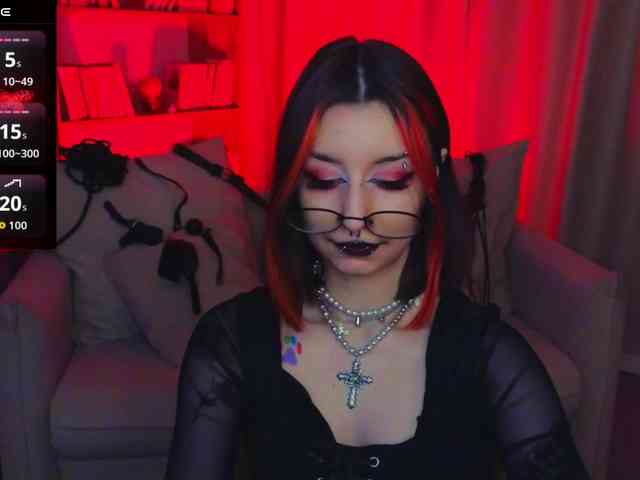 MistressMarcelline webcam