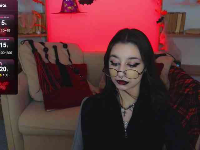 MistressMarcelline webcam
