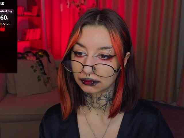 MistressMarcelline webcam