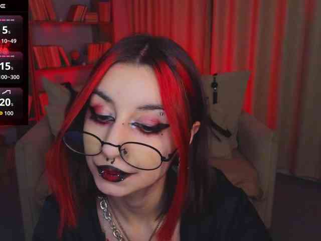 MistressMarcelline webcam
