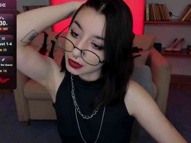 MistressMarcelline webcam