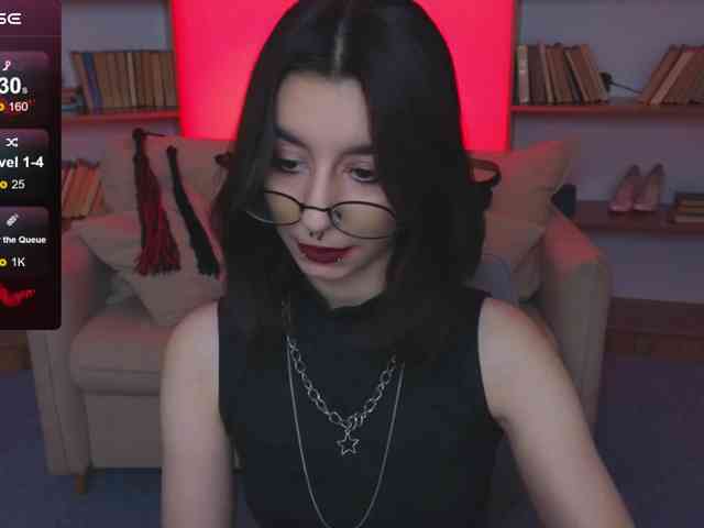 MistressMarcelline webcam