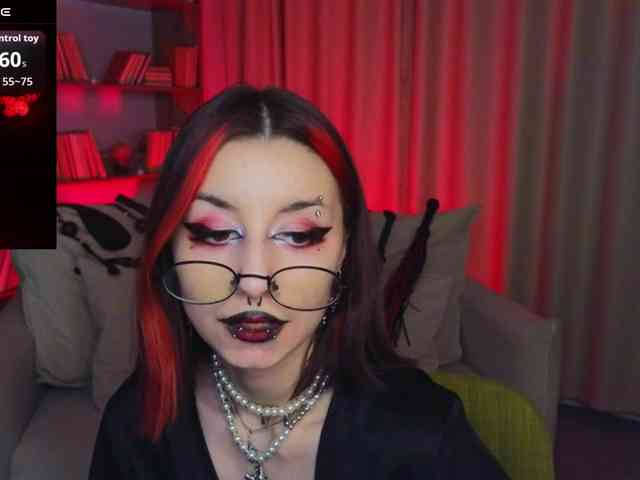 MistressMarcelline webcam