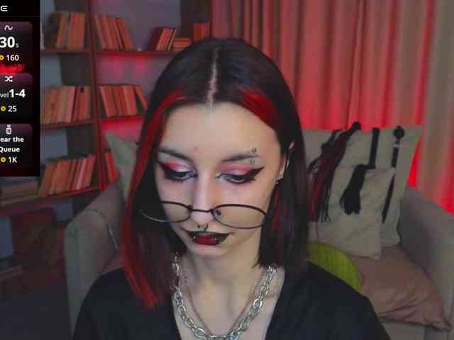 MistressMarcelline webcam