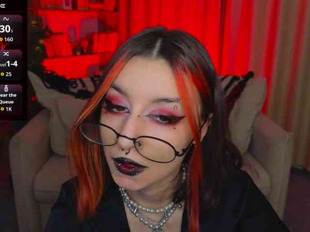 MistressMarcelline webcam