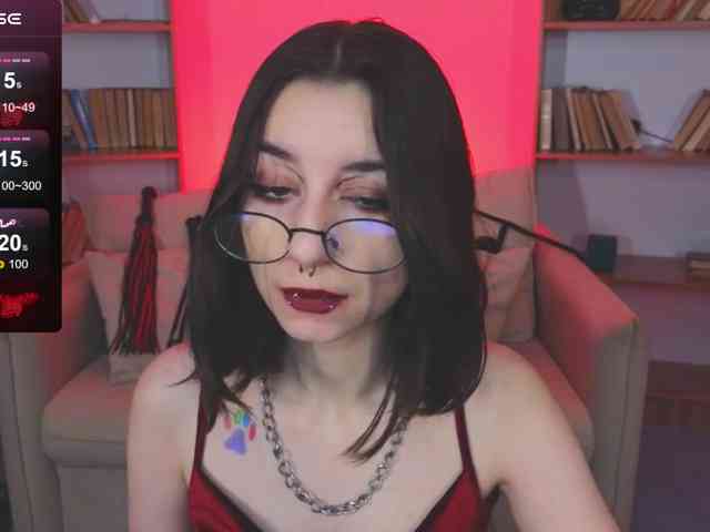 MistressMarcelline webcam