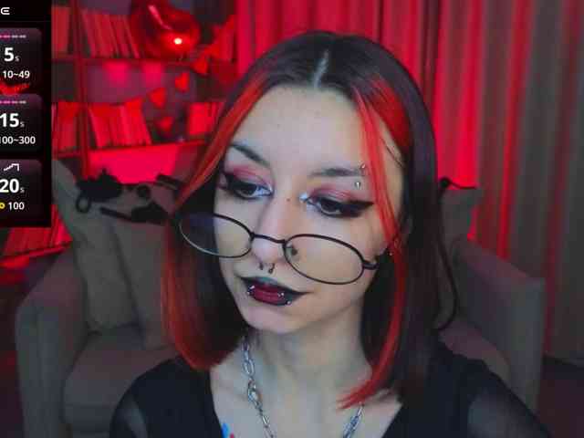 MistressMarcelline webcam