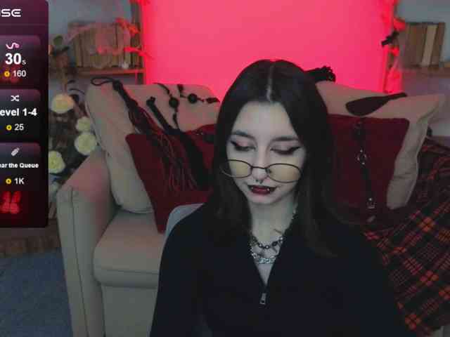 MistressMarcelline webcam