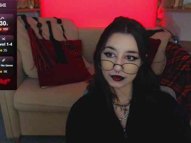 MistressMarcelline webcam
