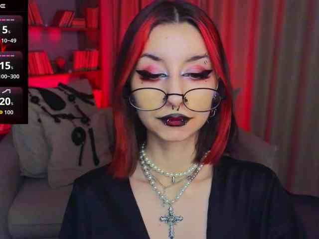 MistressMarcelline webcam