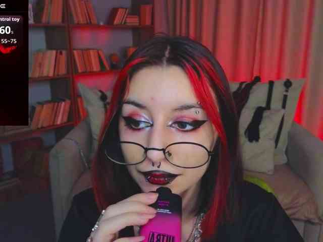 MistressMarcelline webcam