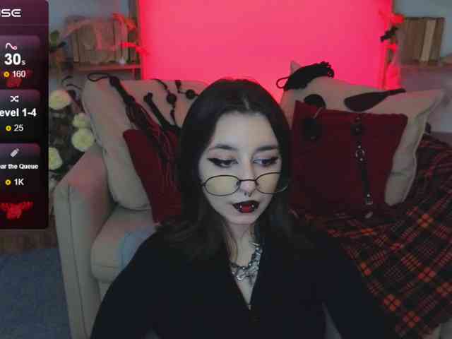 MistressMarcelline webcam